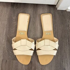 Zara Leather Flat Crossed Strap Size 39